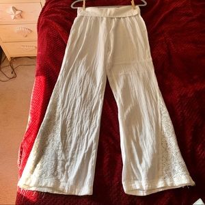 Rip curl white summer pants fold over top band
